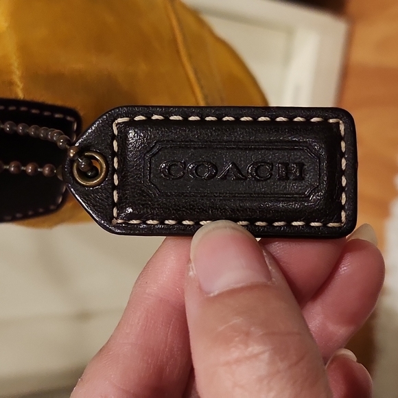 Authentic Coach Suede handbag set - Picture 2 of 8